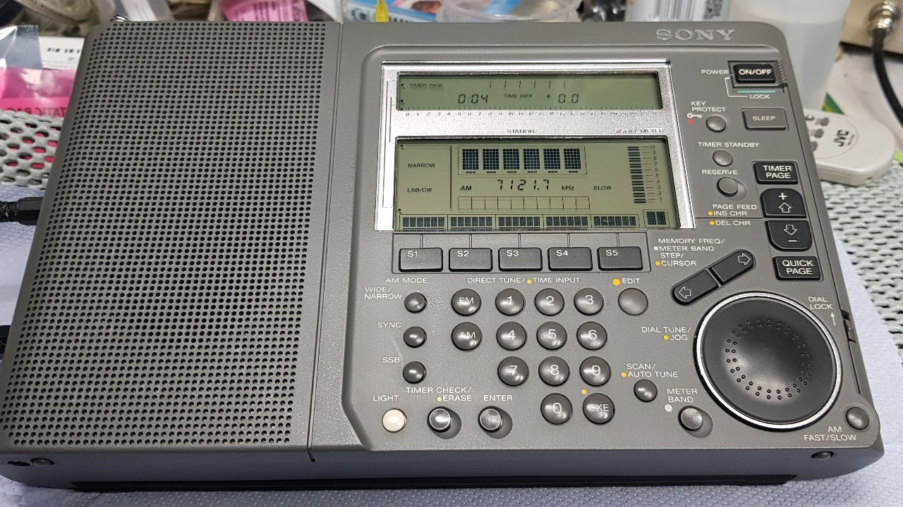 Weekday LIVE : Sony ICF-SW77 capacitor replacement