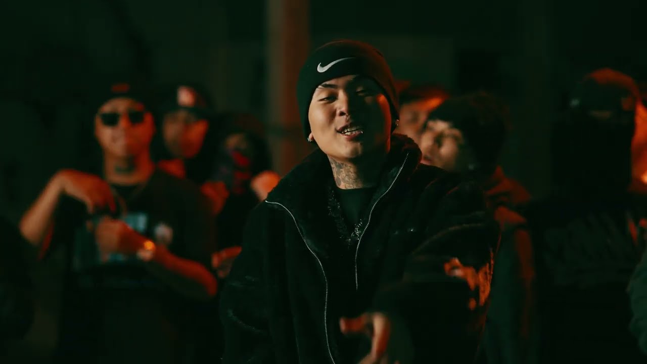 Uniko Elmo - O.O.A.K Lifestyle feat. [ GABB, Quatro, R!S ] (Official Music Video)