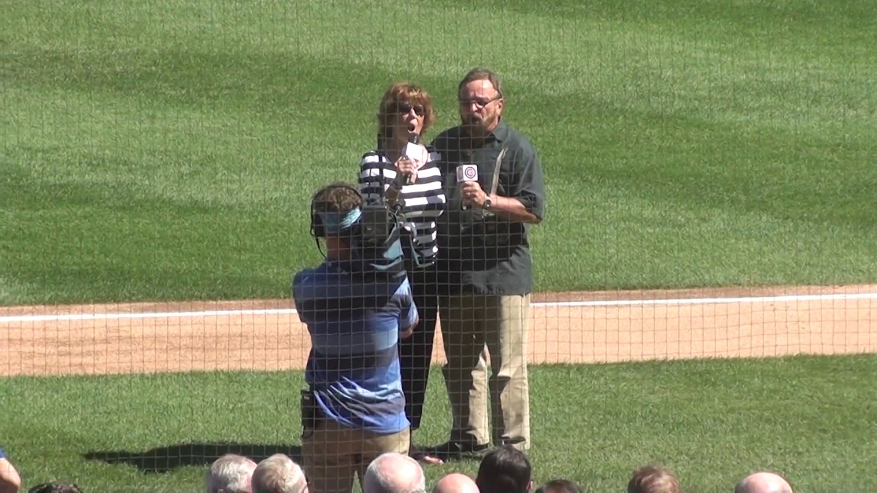 Kathleen & Wayne Messmer Sing God Bless America @ Wrigley Field 9/16/2018