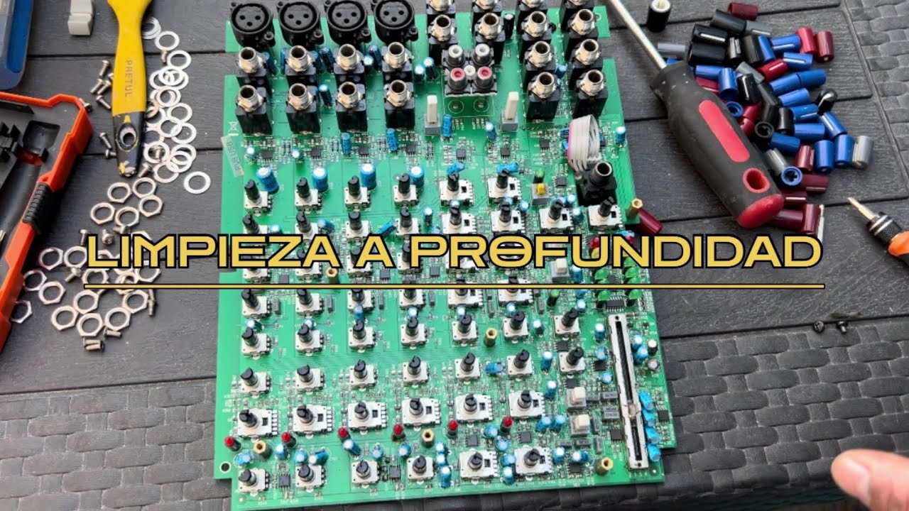 Cómo limpiar mezcladora de audio que tiene ruido | Antes de Mandarla al técnico ⚙️