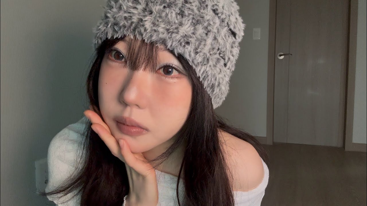 요즘 빠진 눈은 차갑 얼굴은 따듯 블루 멀멀메이크업 