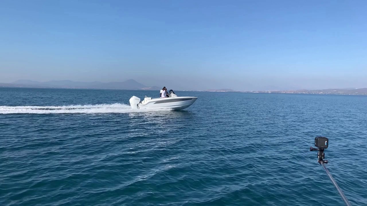 Compass 190cc + Mercury V6 200hp