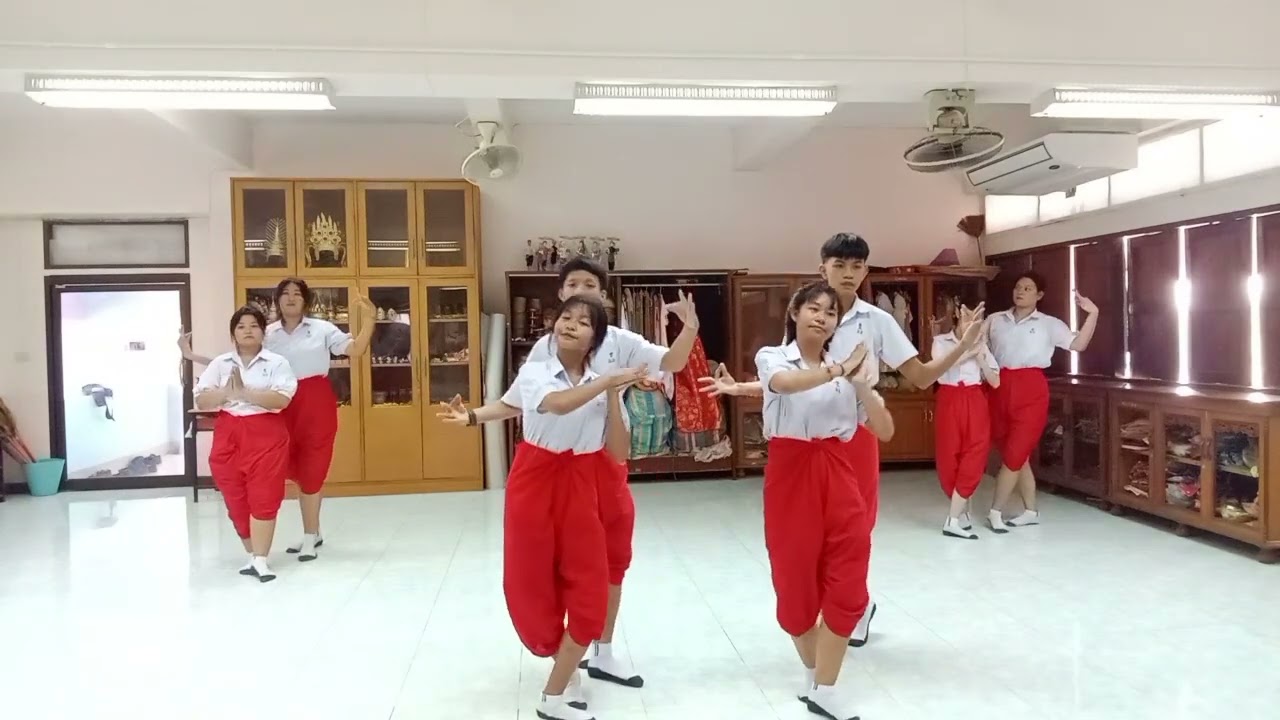 รำเพลงกาลครั้งหนึ่ง By 6/3