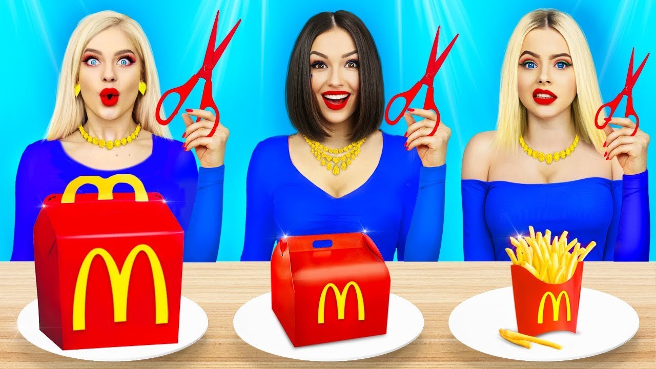 Tantangan Gila Makanan RAKSASA vs KECIL | Situasi Lucu pada Makanan oleh RATATA
