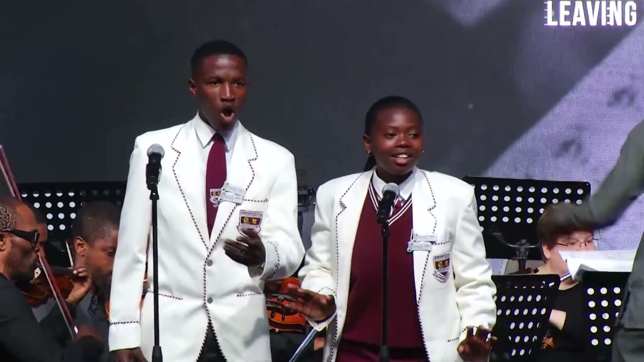 Nkwaca Secondary School Duet | Tarare: Ami, ton courage m'eclaire | Antonio Salieri