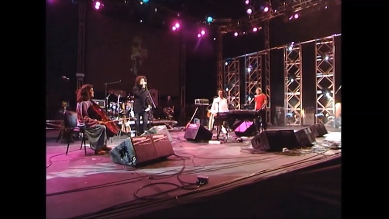 Fito Páez, Andrés Calamaro y Pedro Guerra - Un vestido y un amor (Tenerife, España / 29-8-1998)