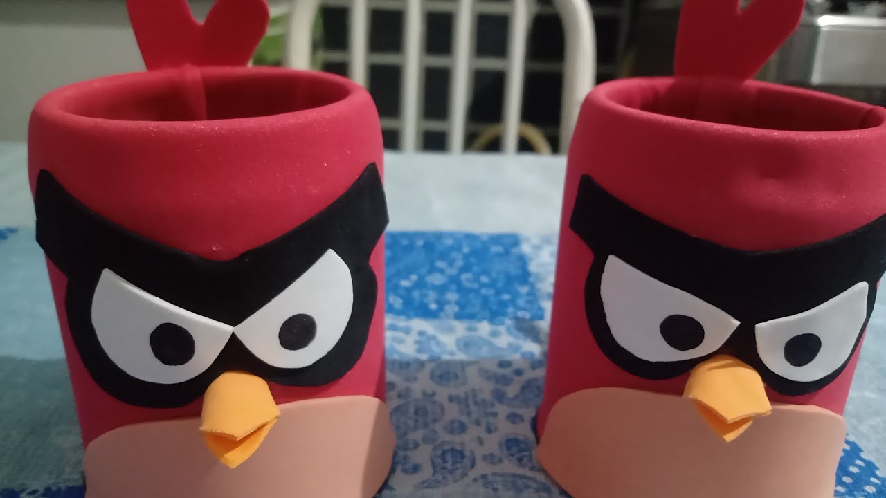 Porta l&aacute;pis Angry Birds em Eva Passo a Passo!