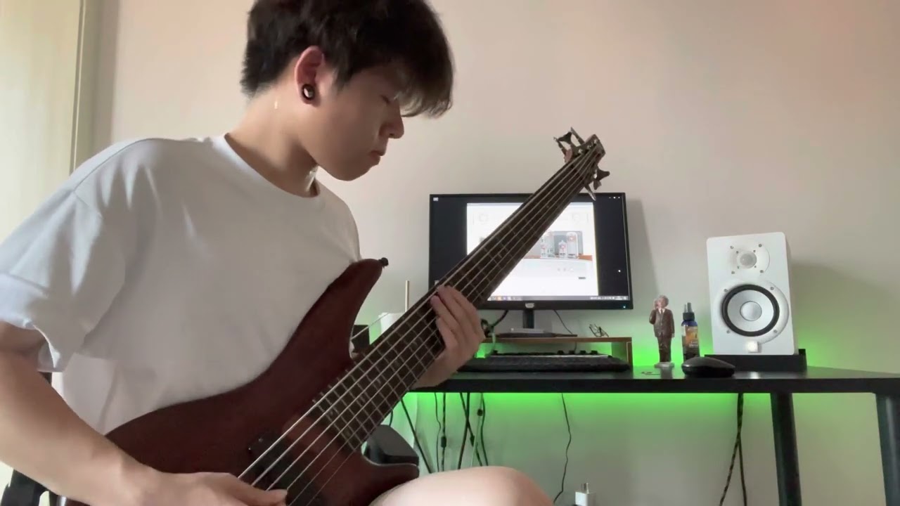 Gold Necklace - Tootsie Roll/ Bass clip cover