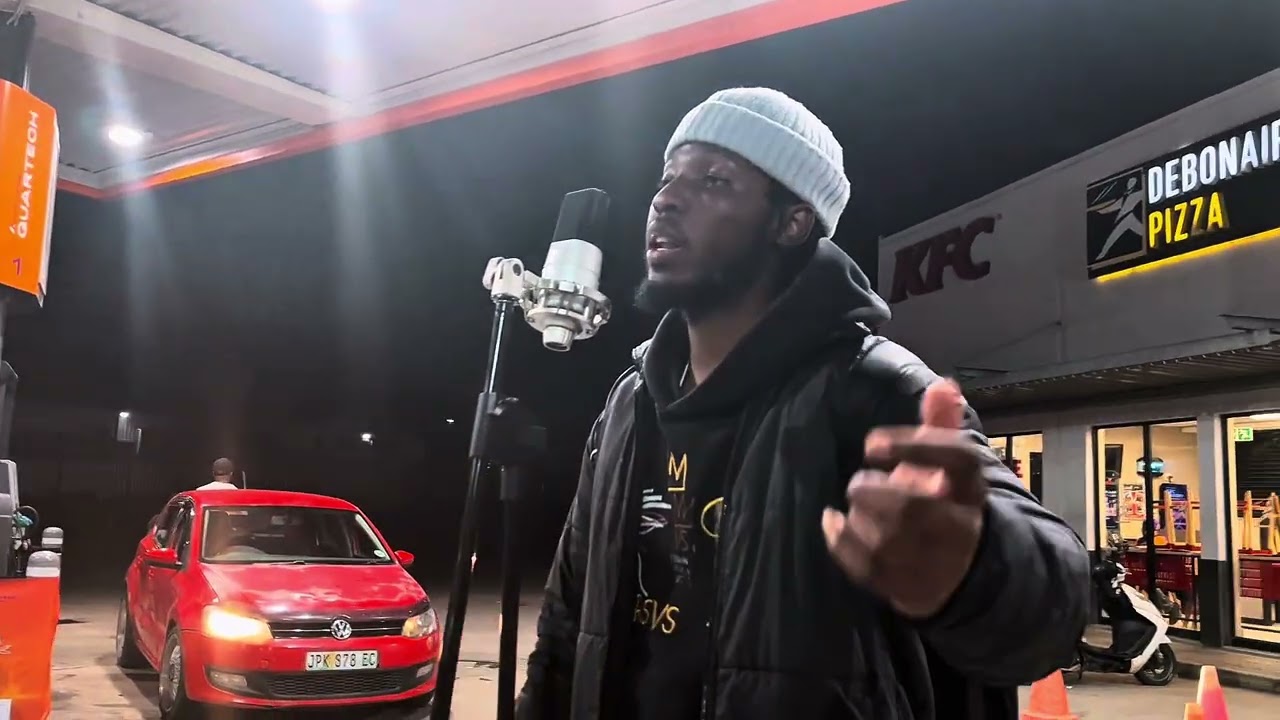 Akhuna Matada LIVE PERFORMANCE | EP III by @Swizz_tLc 