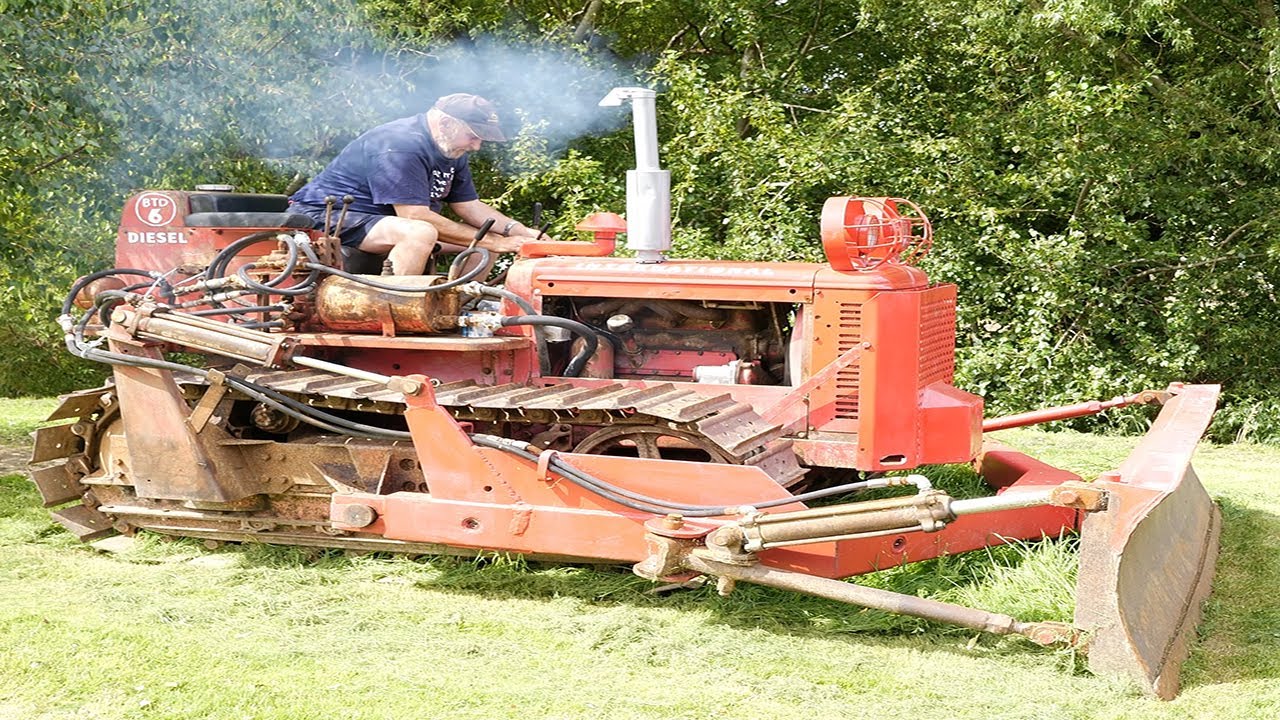 Vintage International Harvester BTD 6 Bulldozer Startup in Pukerau