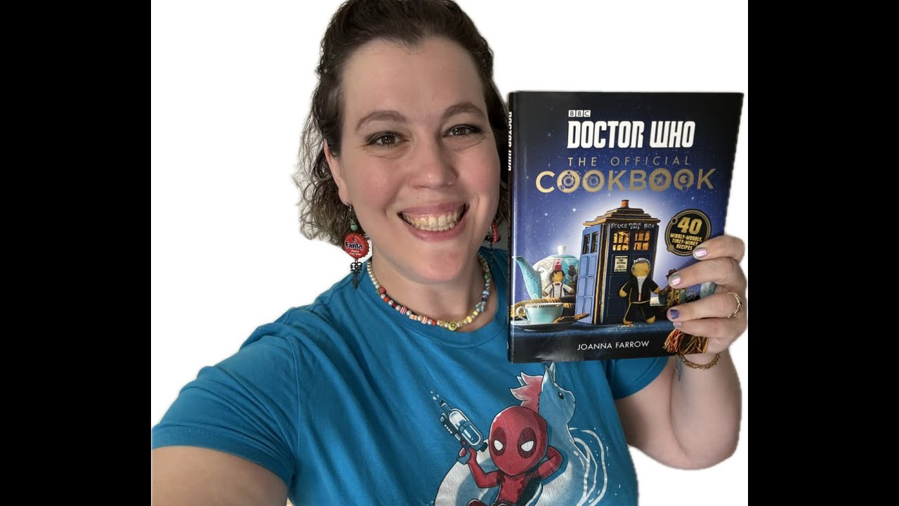 Doctor Who: The Official Cookbook | Cybermelts | Sam Tries...