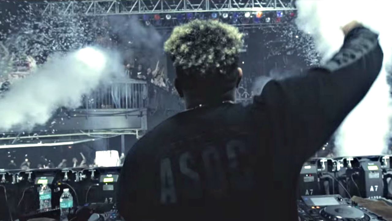 Carnage - PAPI GORDO (Bus Tour Ep. 3)