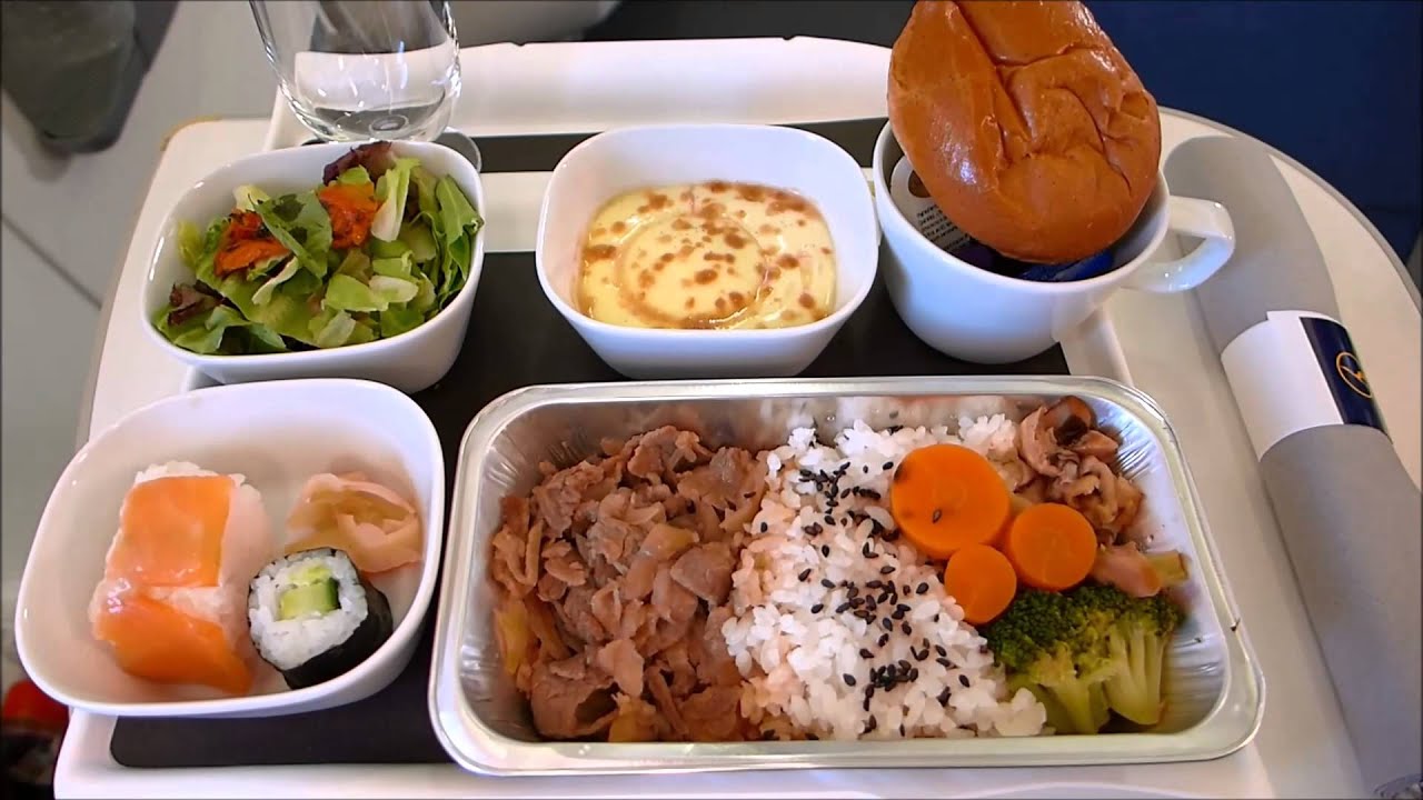 Lufthansa Premium Economy FRA-HND 747-8 (May 2015)
