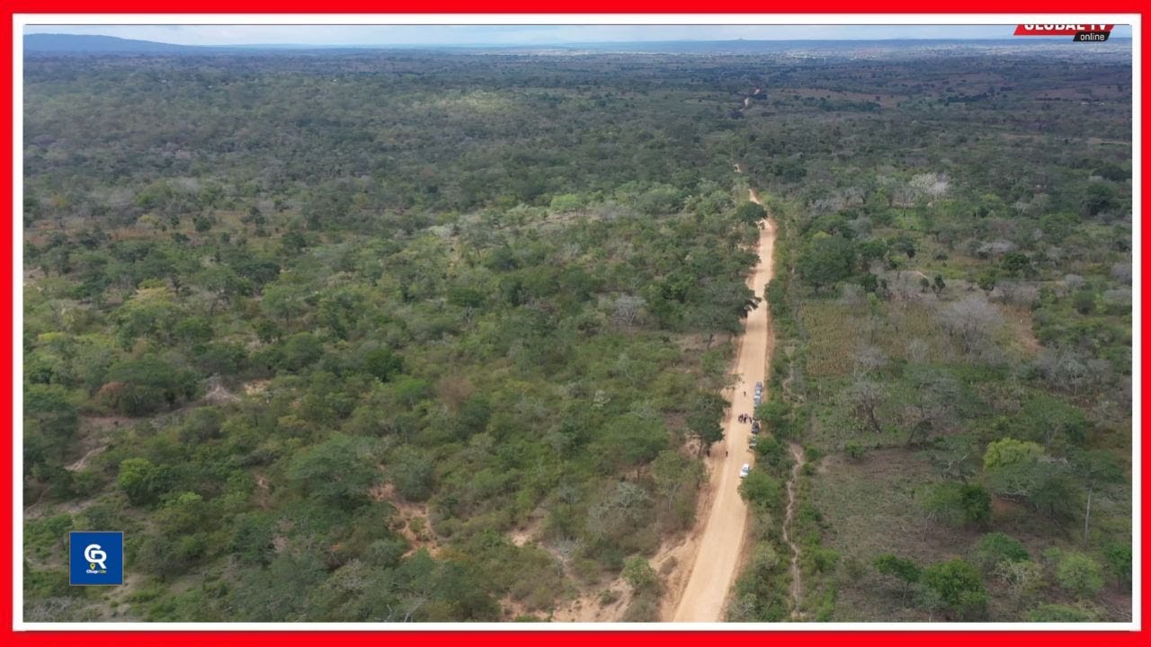 HII HAPA BARABARA ya BIL 432 HANDENI - SINGIDA, WANANCHI WASHINDWA KUJIZUIA KWA FURAHA....