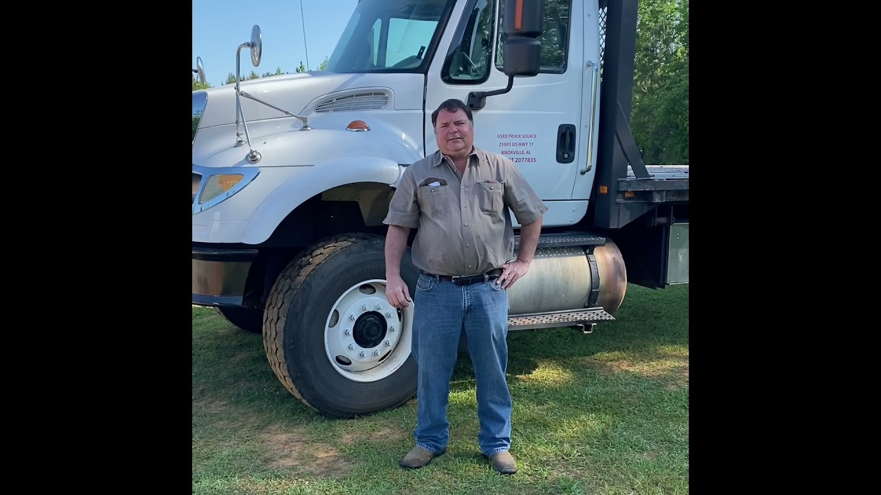 2006 International 7600 Flatbed Truck