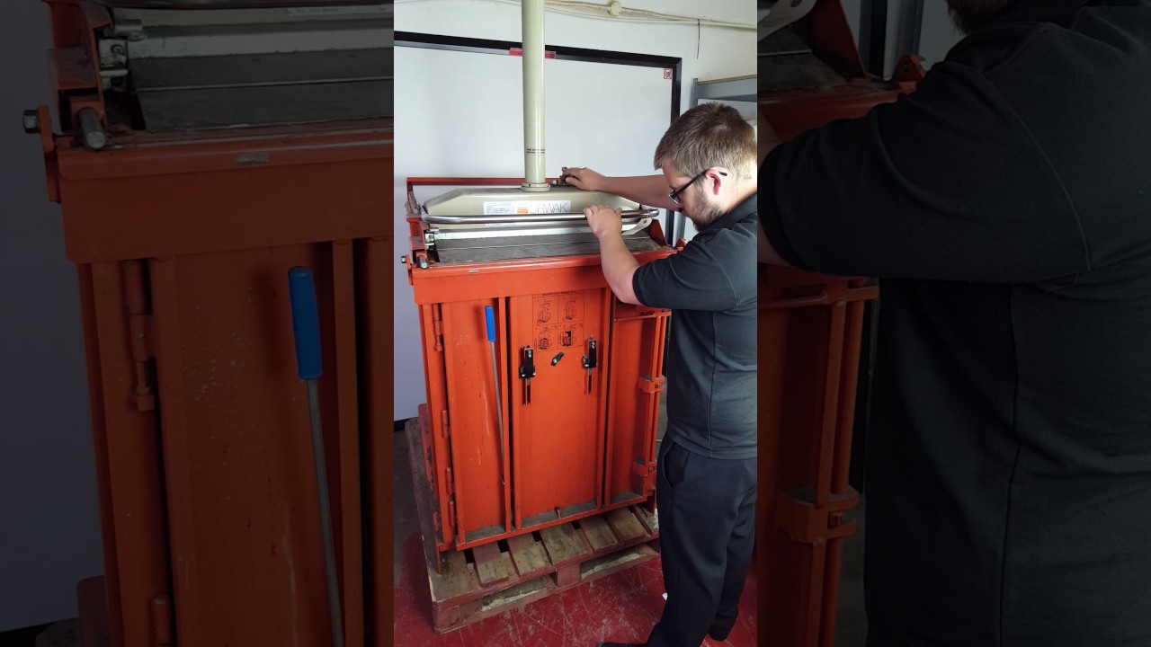 Orwak 5010 Hydraulic Press Cardboard Baler Compactor