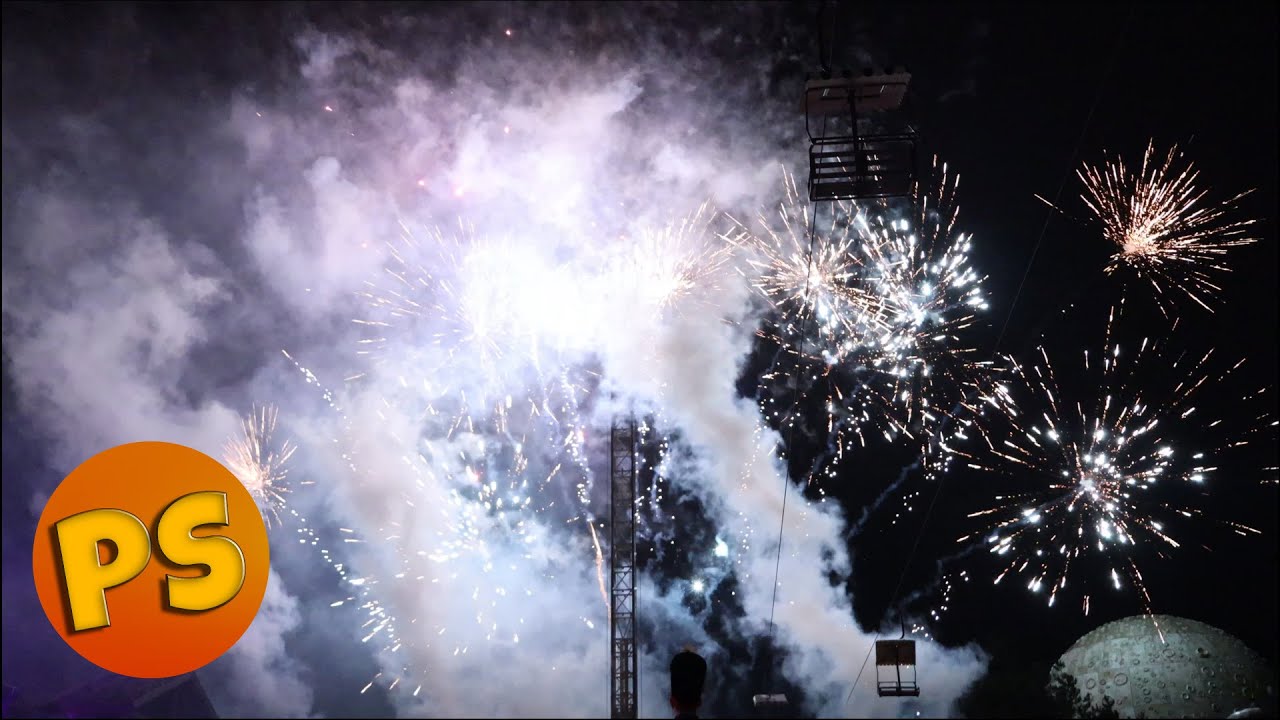 Winter parade + Frost & Fire Night Show 2025 🎆 -  Slagharen