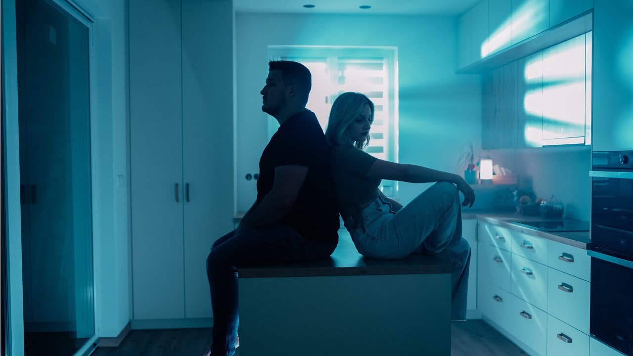 HAXEL - R&oacute;lad (Official Music Video)