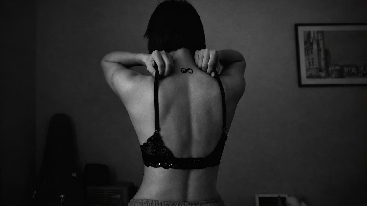 Gece Uzun (Official Audio)