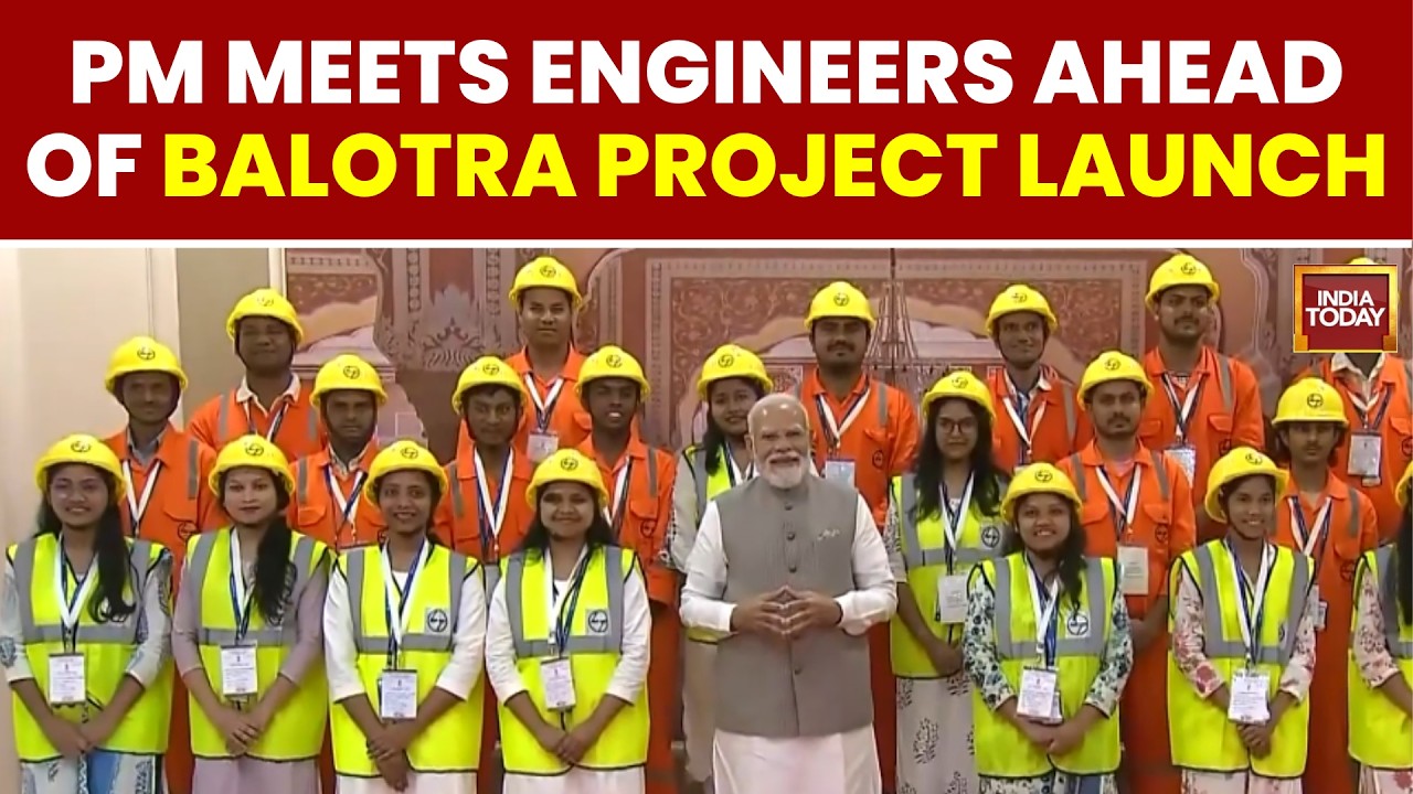 PM Modi Meets Engineers in Lucknow Before Launching Mega Development Projects | India Today