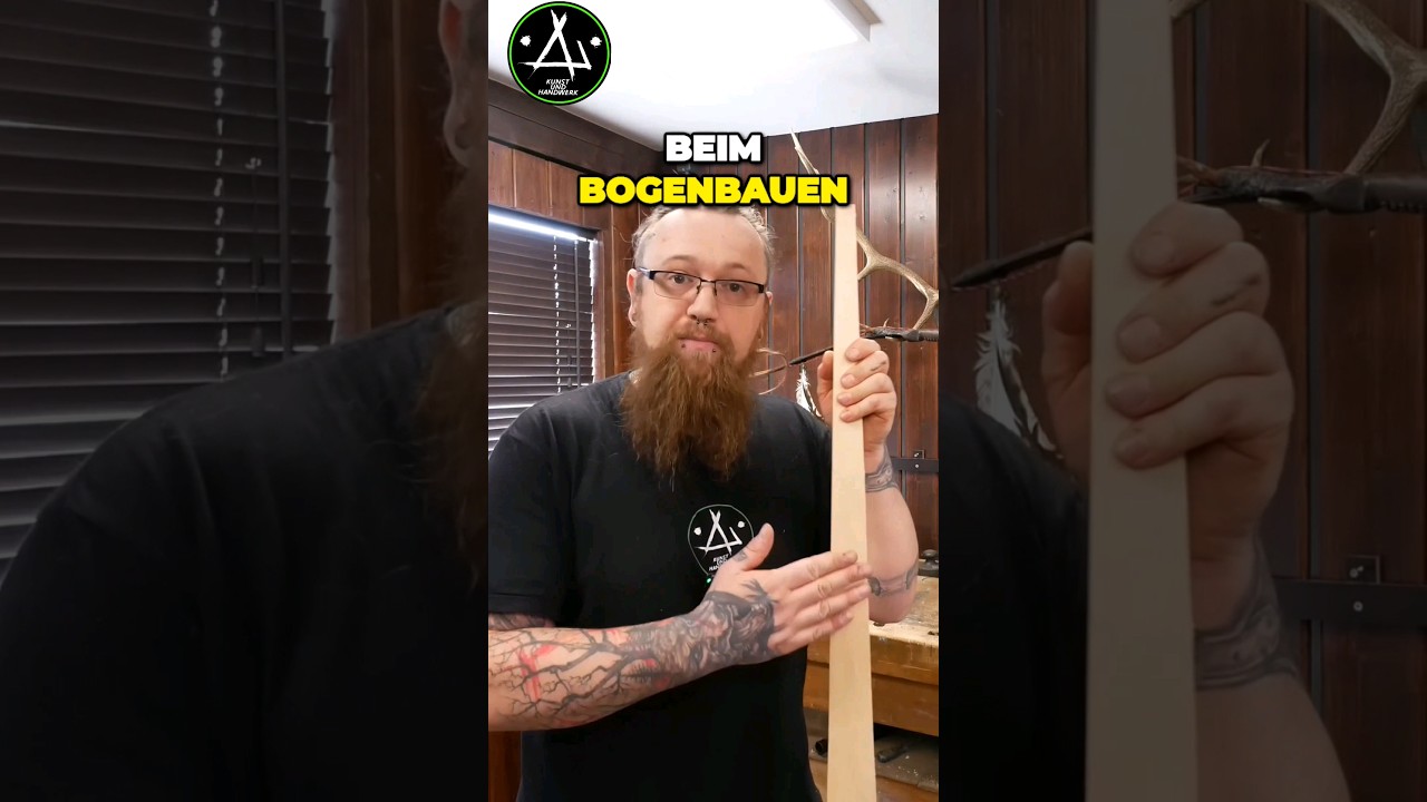 Bogenbau 🏹 Jahresring freilegen. Esche. 🪵🪓🌳Ausschnitt aus einem meiner YouTube Videos.