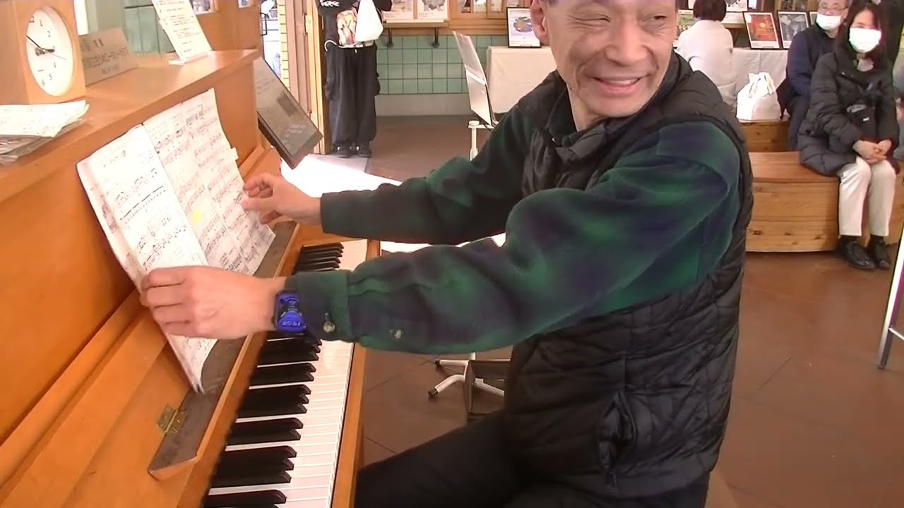 2026-1-18-15　国立駅 ピアノ