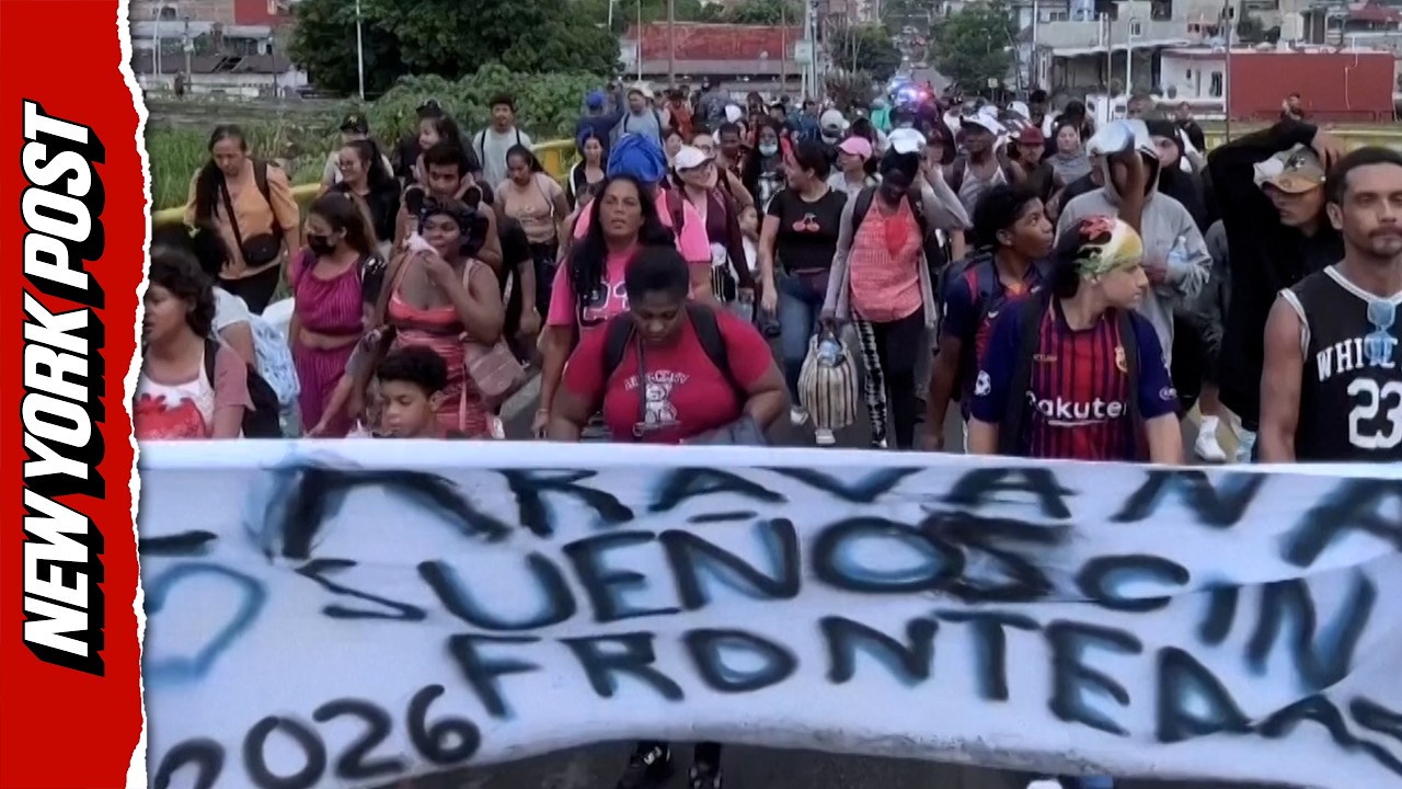 Massive Migrant Caravan Moves Toward Central and Northern Mexico After Months in Immigration Limbo