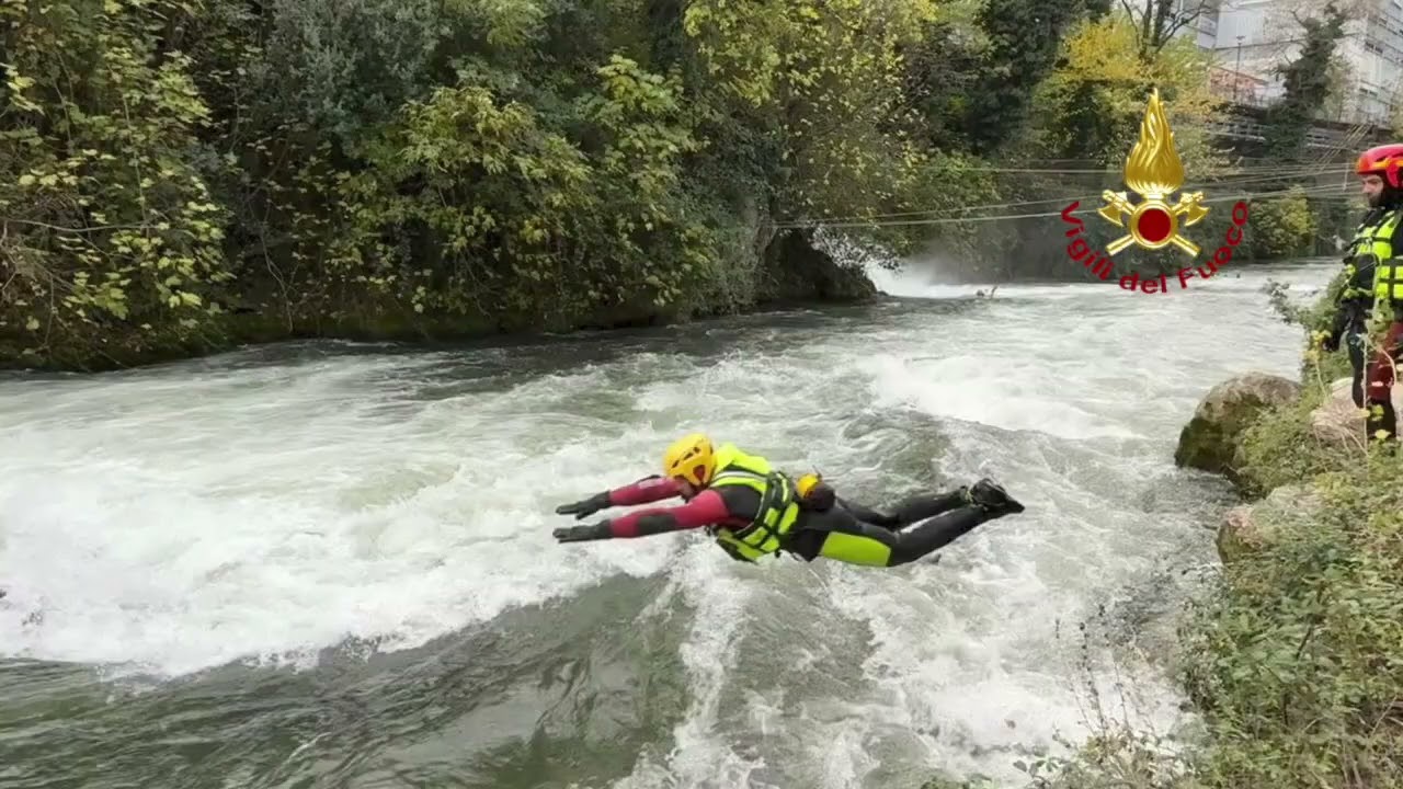 TERNI - CORSO SOCCORRITORI FLUVIALI ALLUVIONALI