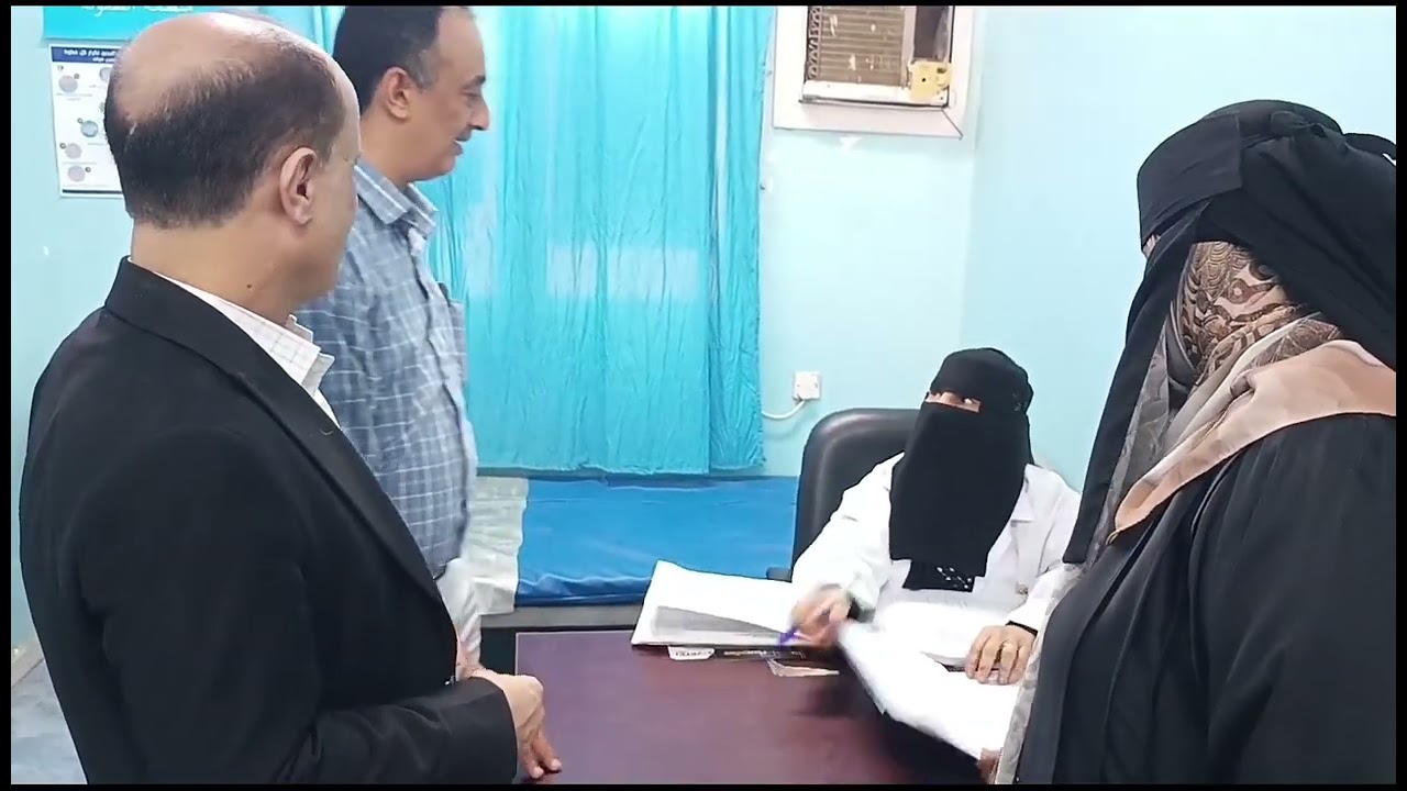 الشعبي وعبود يفتتحان قسم  صيدلية وتأهيل قسم الصحة الأنجابية في مجمع البساتين الصحي بدارسعد 