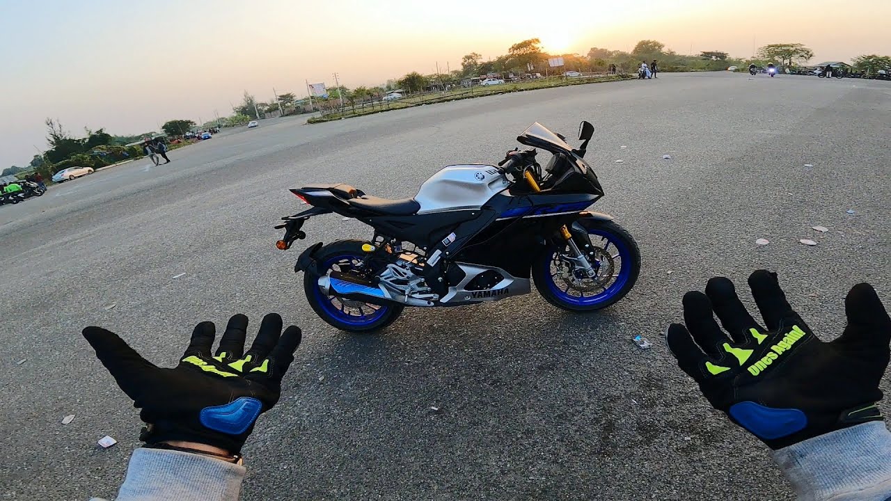 2024 Yamaha R15M Carbon Edition New Black Color First Ride Review 😍 FHQ Films