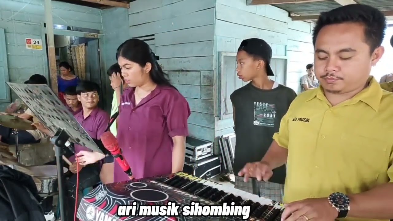 Tintin Marakkup|Ulos Passamot|Ulos Hela|Mandar Hela#cover #adatbatak #arimusik #subscribe