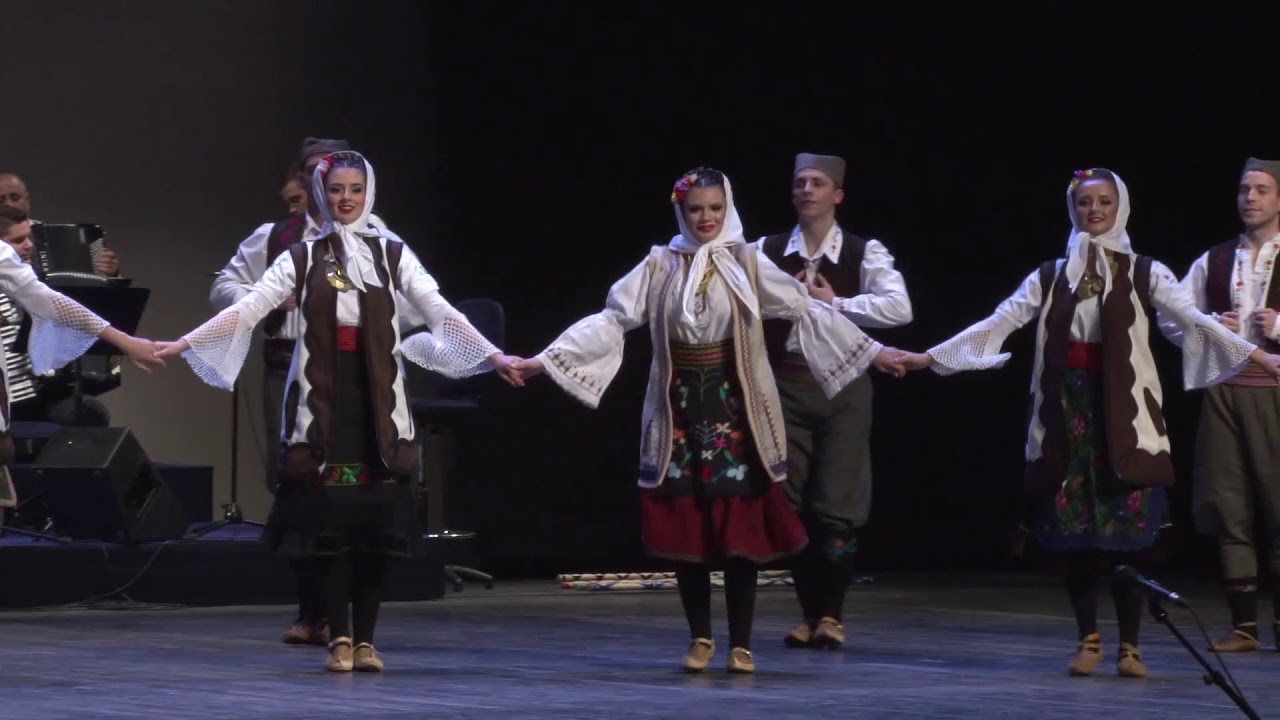 ПУНА КОЛА ШАРОВИНЕ