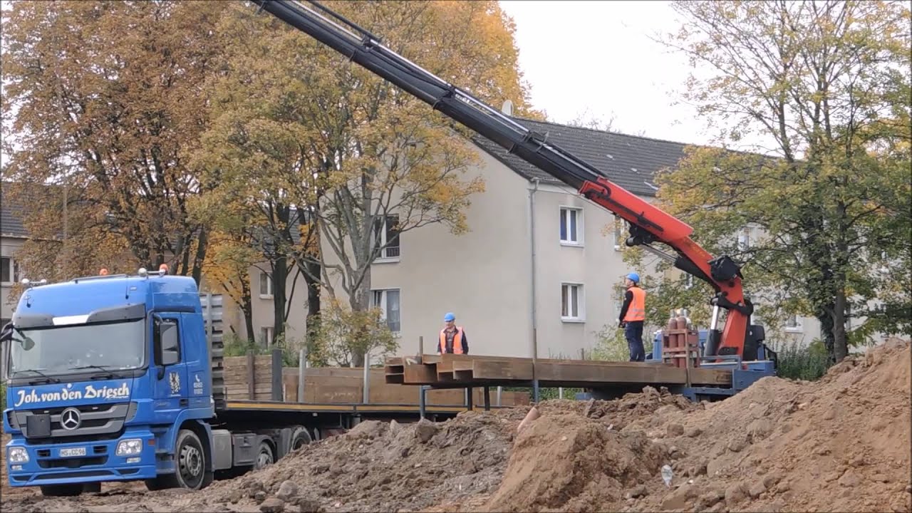 Palfinger Crane 50002 auf Mercedes - Stahl abladen