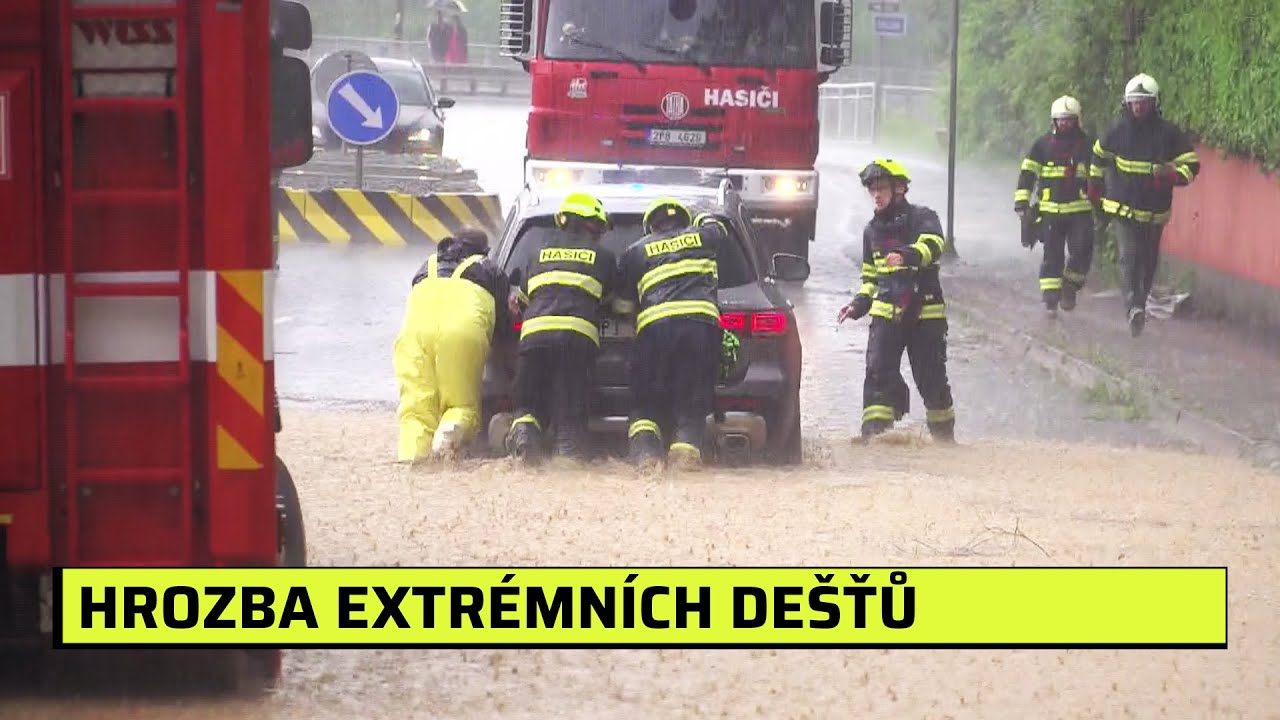 Hladík připustil katastrofální záplavy. Rakušan řekl, kdo si má připravit evakuační zavazadlo