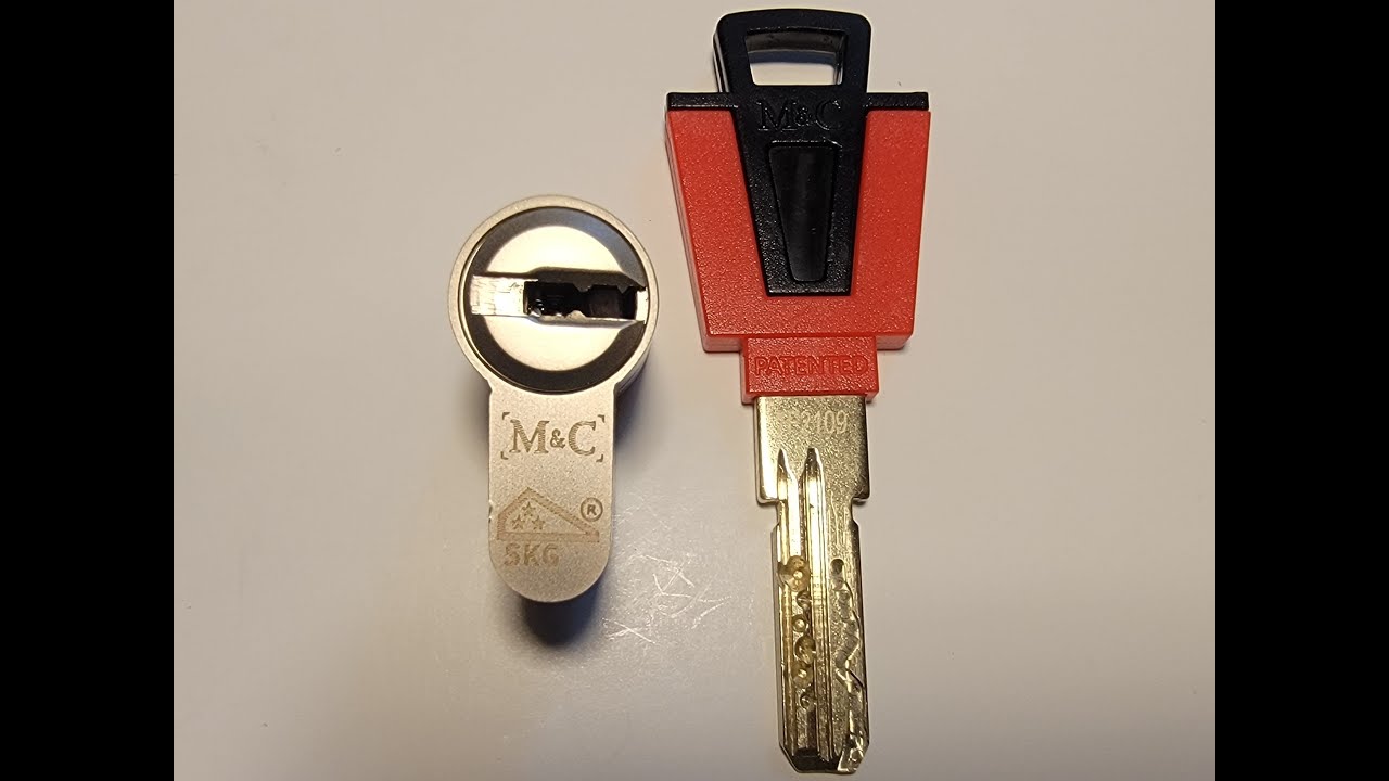 [L193] M&C Color+ Euro Cylinder Lock - pick and gut