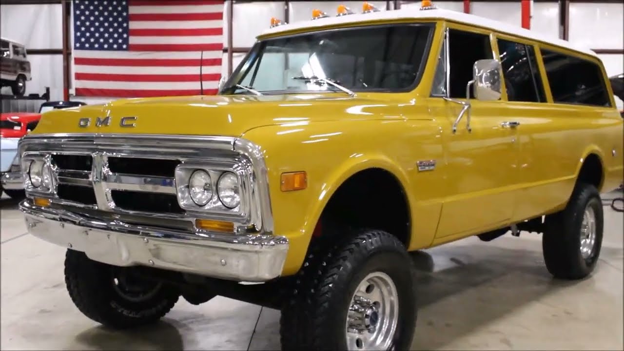 1972 Chevy Suburban yellow