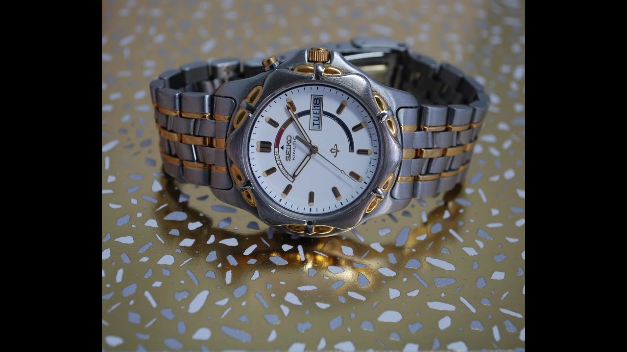 1995 Seiko Kinetic men's vintage watch with original bracelet.  Model reference 5M43-0A70