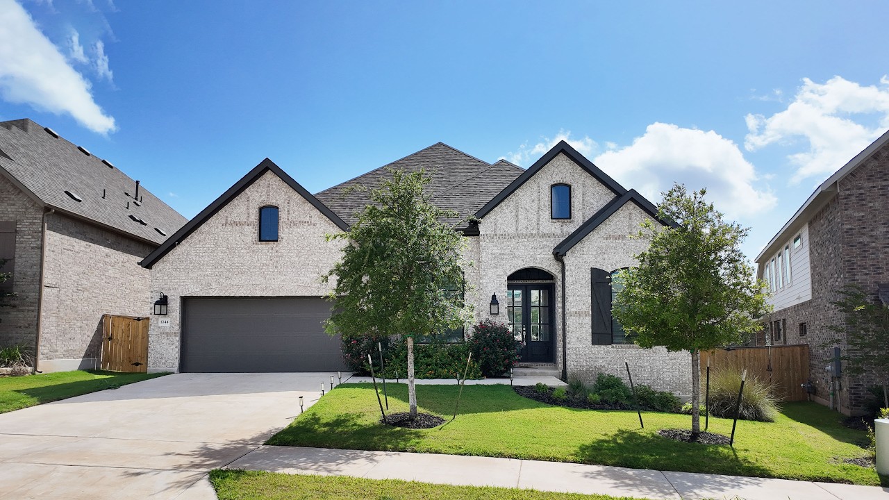 Highland Homes 215 Plan Tour | Stunning 1-Story Resale in Georgetown TX