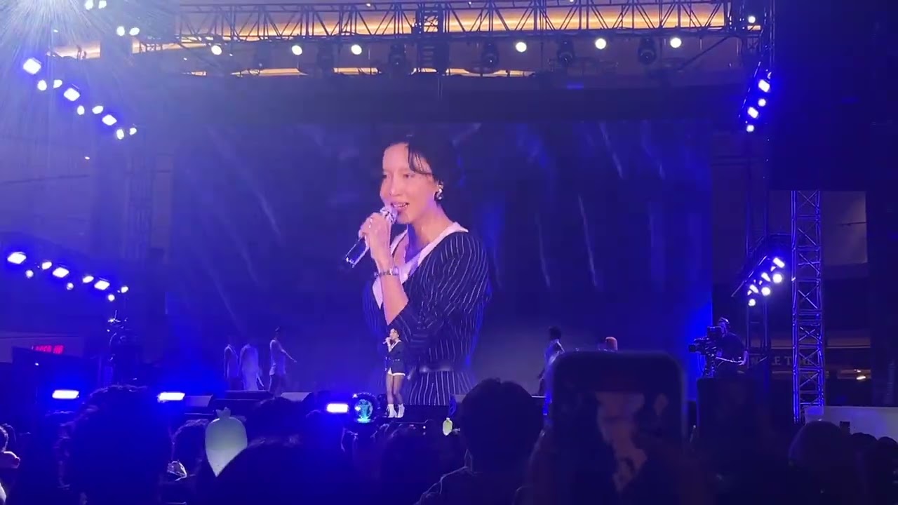 KBEE NYC 11072025 Hwasa Taemin