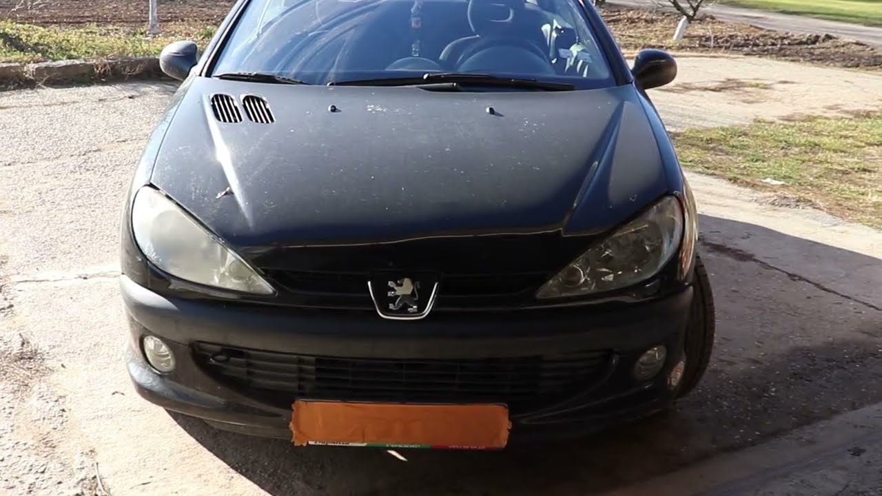 Damaged water pump and Timing belt replacement on Peugeot 206!