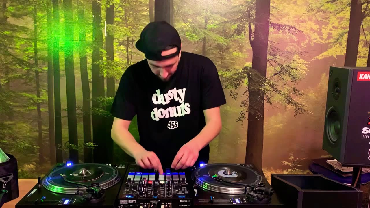 Dj Robert Smith - 45s in the mix