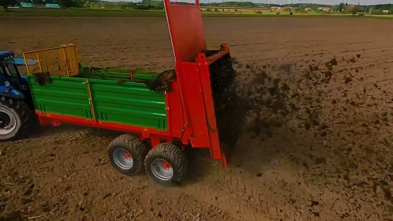 N250/5 JAMNIK - nasz nowy rozrzutnik TANDEM o ładowności 10 ton