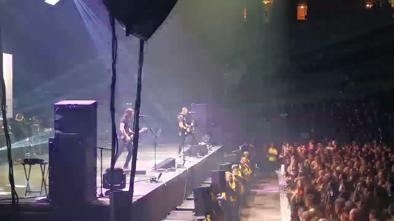 Alter Bridge - Forever Falling (Live at Manchester Arena - 15/12/19)