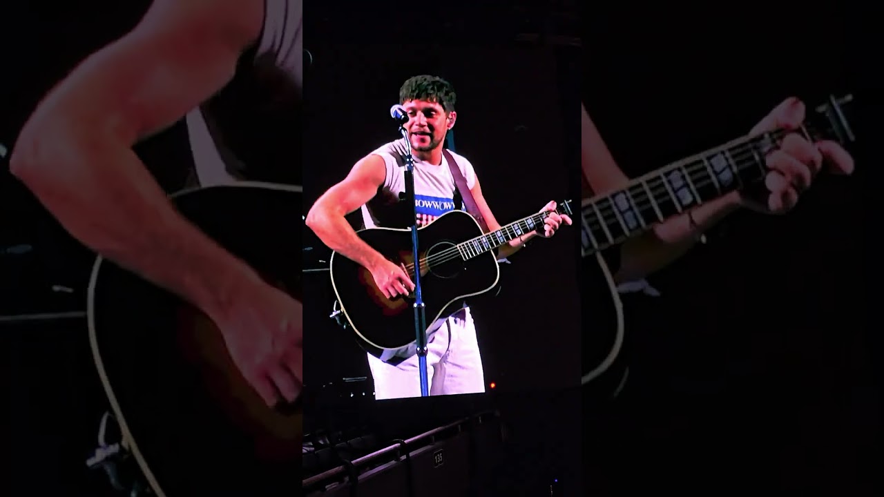 Niall Horan - Must Be Love (Monterrey, NL 25/9/2024)