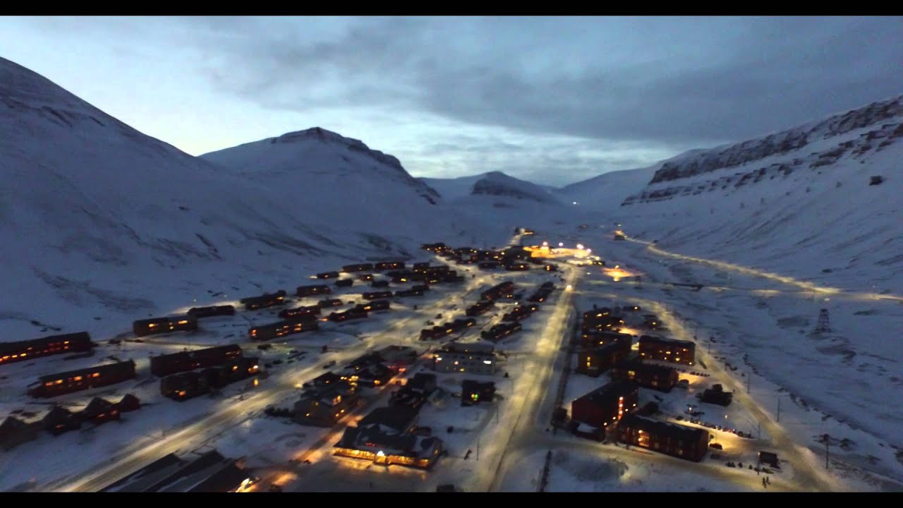 Flight over Longyearbyen 31 01 2015 at 12pm