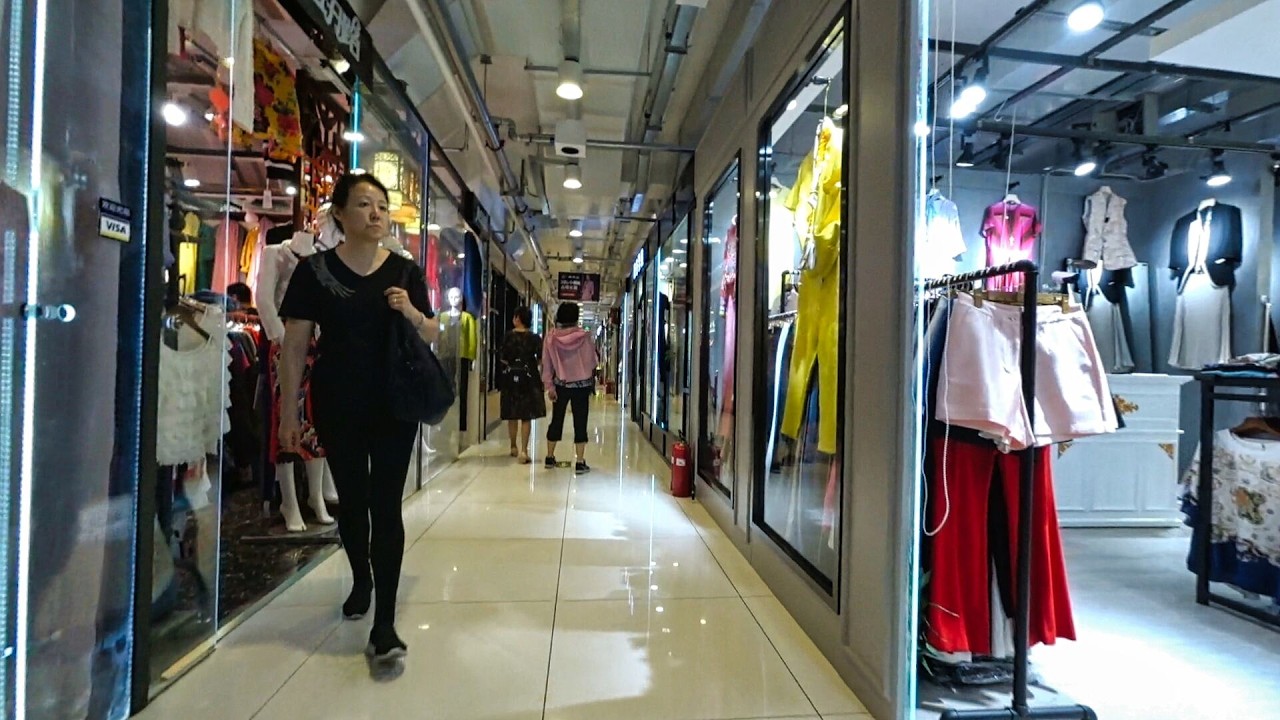 北京【秀水街】2F  Beijing (China)