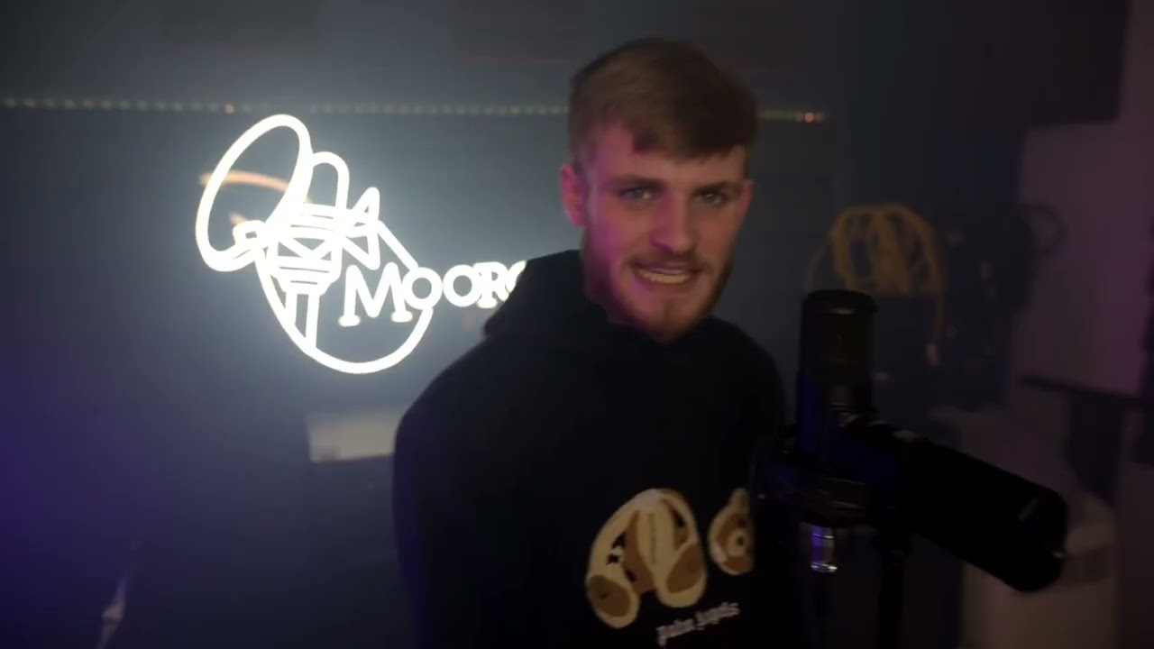 Sharkie x M-94 - Size 9 Boots