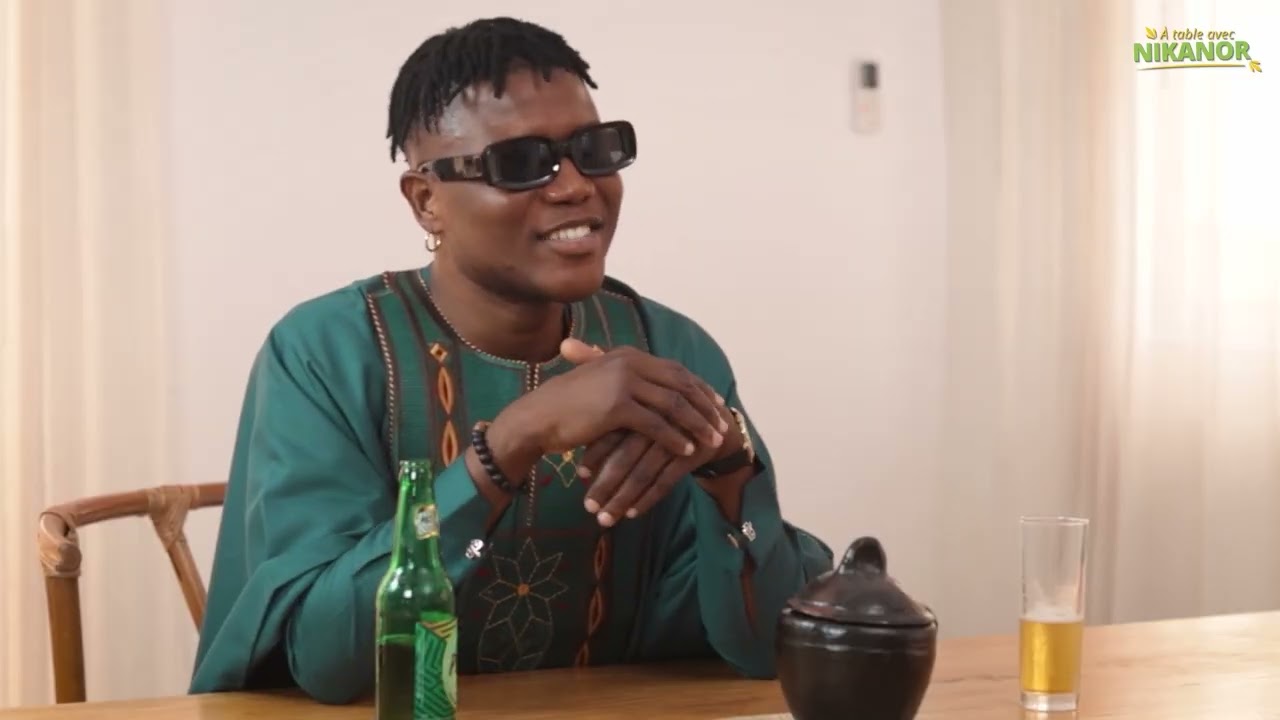 Nikanor à table avec Manzor