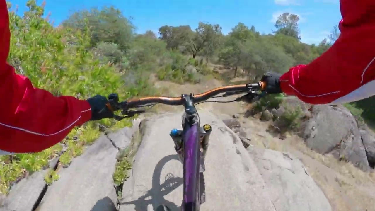 Big Pond to Blue Pipe trail at Granite Bay, Folsom