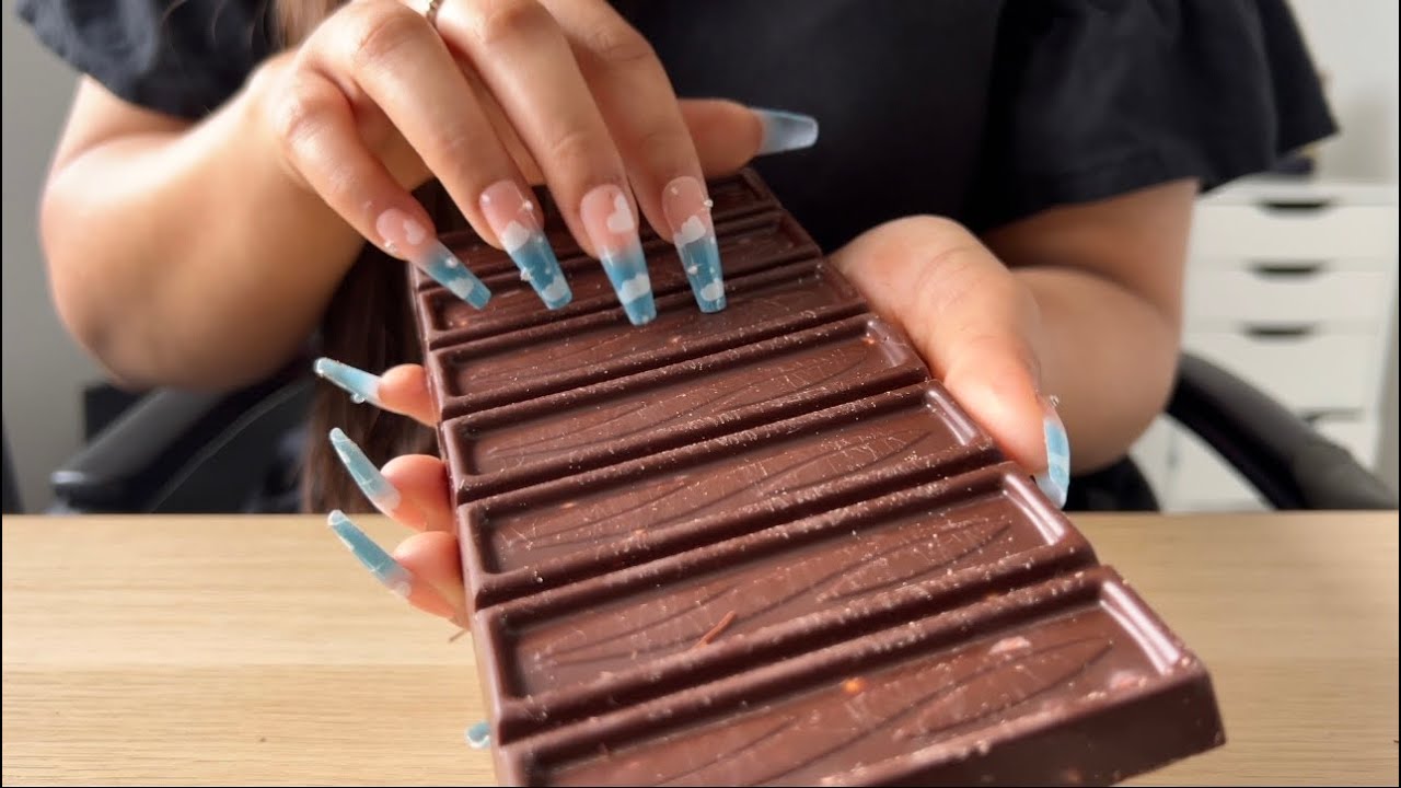 [ASMR] Tapping & Scratching Chocolate Bar 🍫